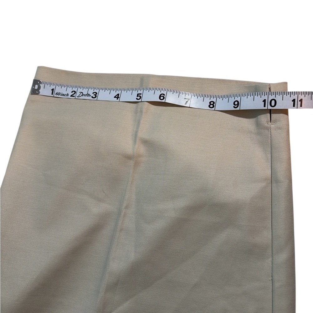 Chicos Shorts Size 3 Beige Pockets Flat Front Bermuda Cotton Blend - Picture 9 of 10